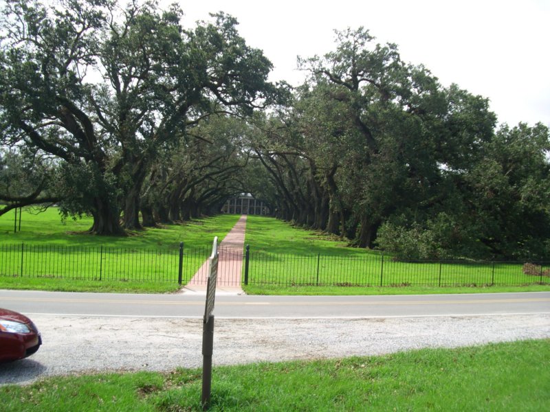 oakalleyplantationlouisiana2.jpg